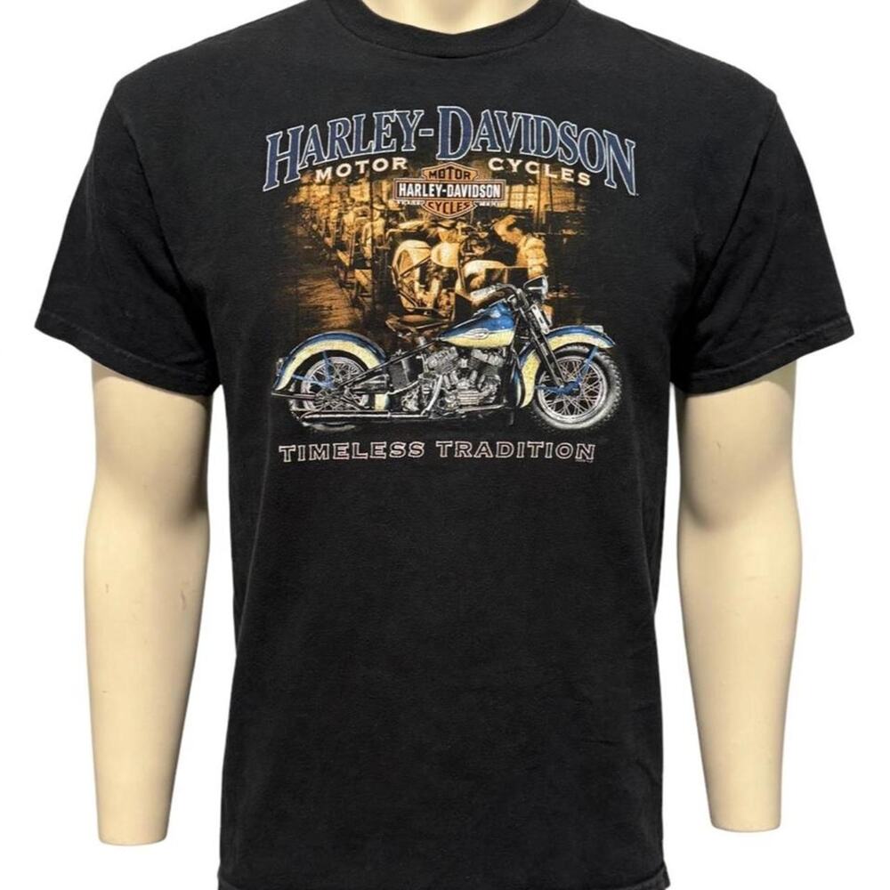 Harley Davidson black t-shirt with motorcycle and 'TIMELESS TRADITION'  size XL